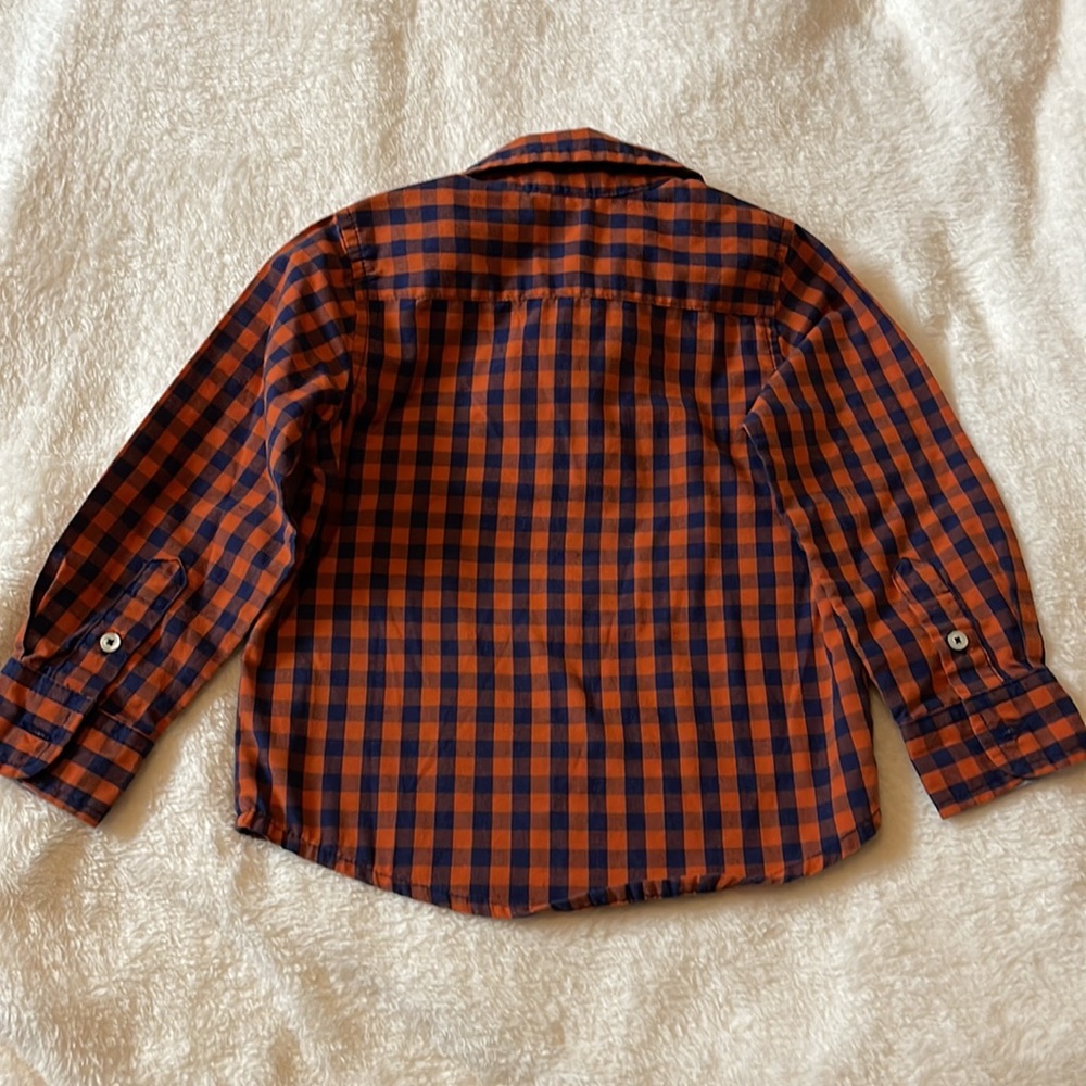 Shirt - Picture 2 of 4